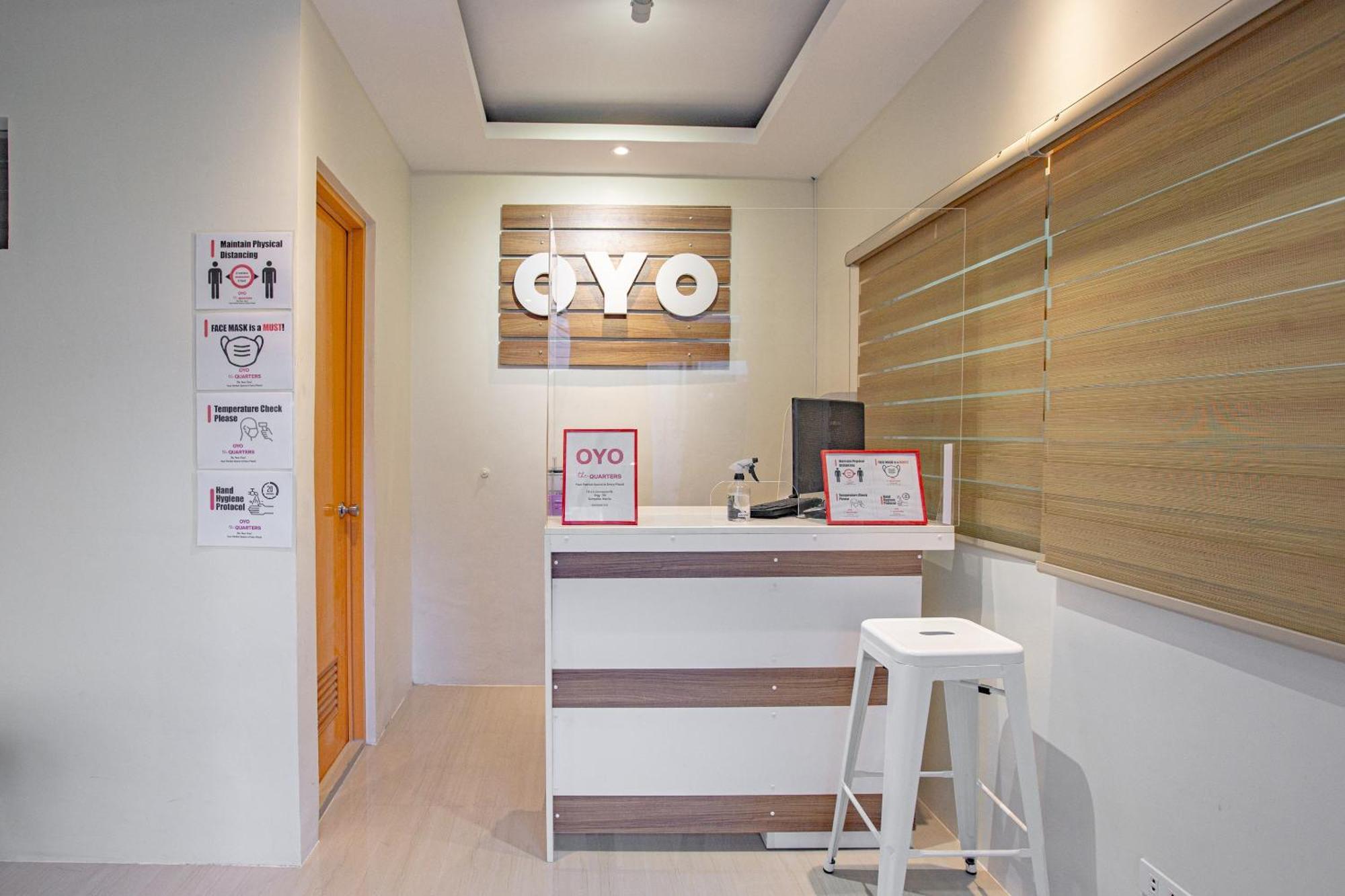 Oyo 605 The Quarters Manila Exterior foto