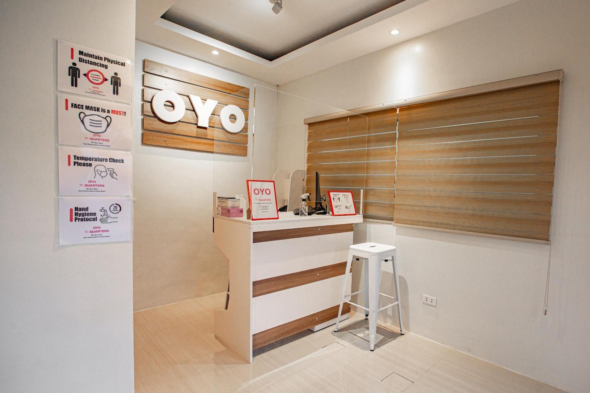Oyo 605 The Quarters Manila Exterior foto